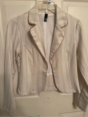Ing Cream Striped Blazer with Tan Piping